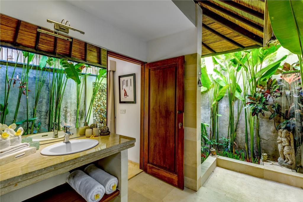 Villa Vitari Seminyak By Bali Villas R Us Room photo
